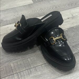 NWOT Steve Madden Black Loafers with Gold Accent